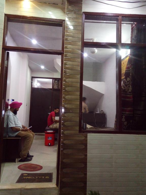Arora Guest House Amritsar Luaran gambar